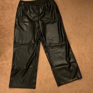 GAP Black Faux Leather Women’s Pants